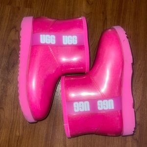 Little Girl Ugg like new